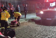 Motociclista fica ferido após acidente com carro em Curitibanos