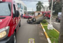 Capotamento no centro de Caçador chama a atenção