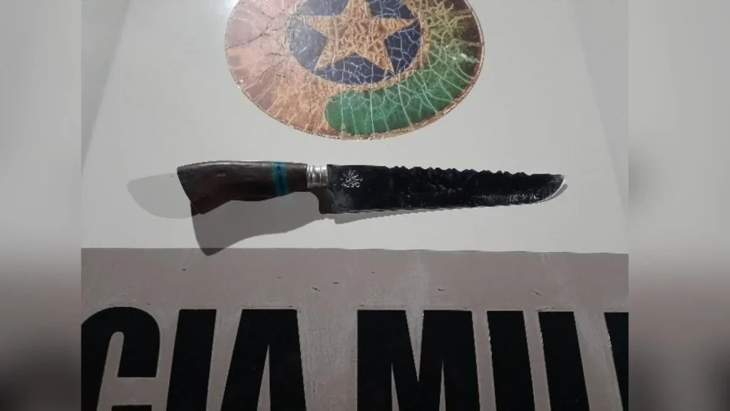 PM age contra agressor armado em caso de violência doméstica