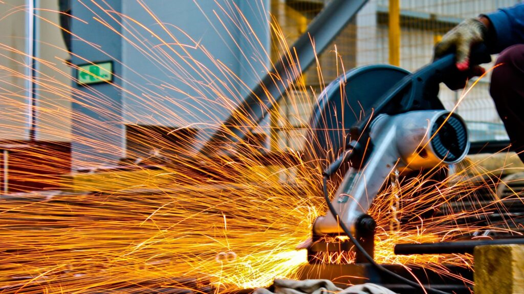 Produção industrial de SC cresce 7,6% e supera média nacional