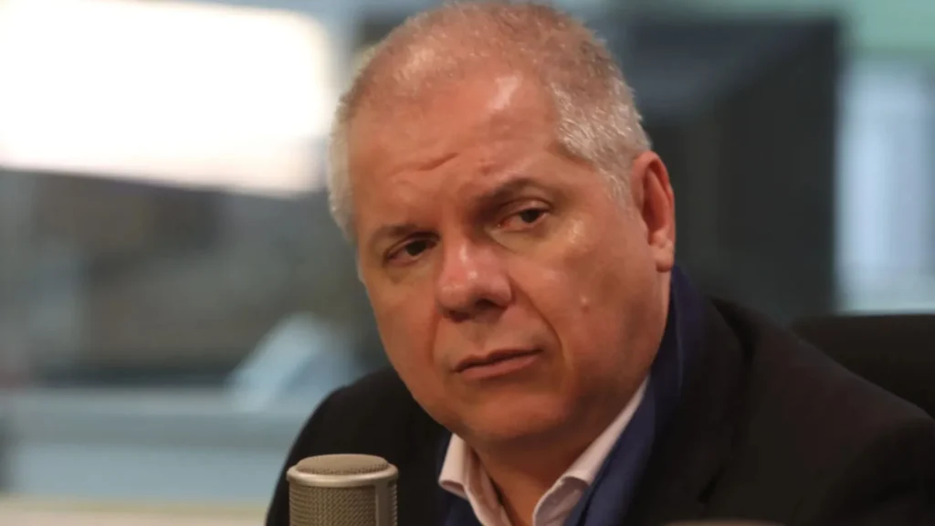 Presidente do INSS é afastado por suspeita de fraude em aposentadorias