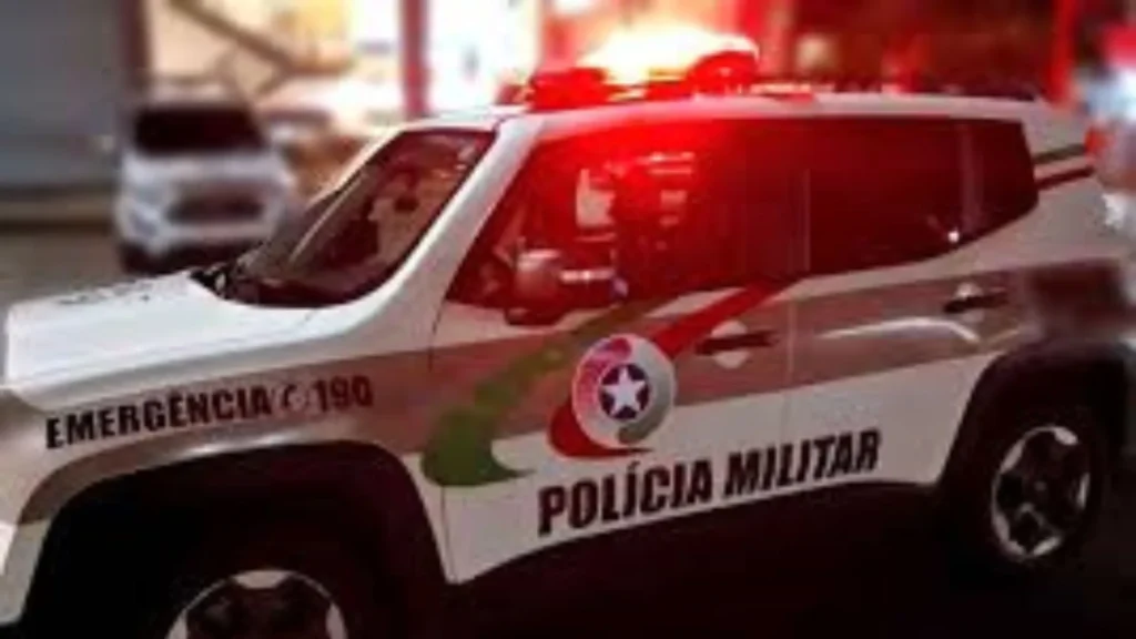 Casal é preso em Curitibanos após expulsar filho de casa e agredir conselheira tutelar