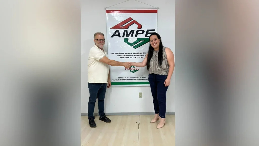 Bruna Damaceno assume a presidência da Ampe de Caçador