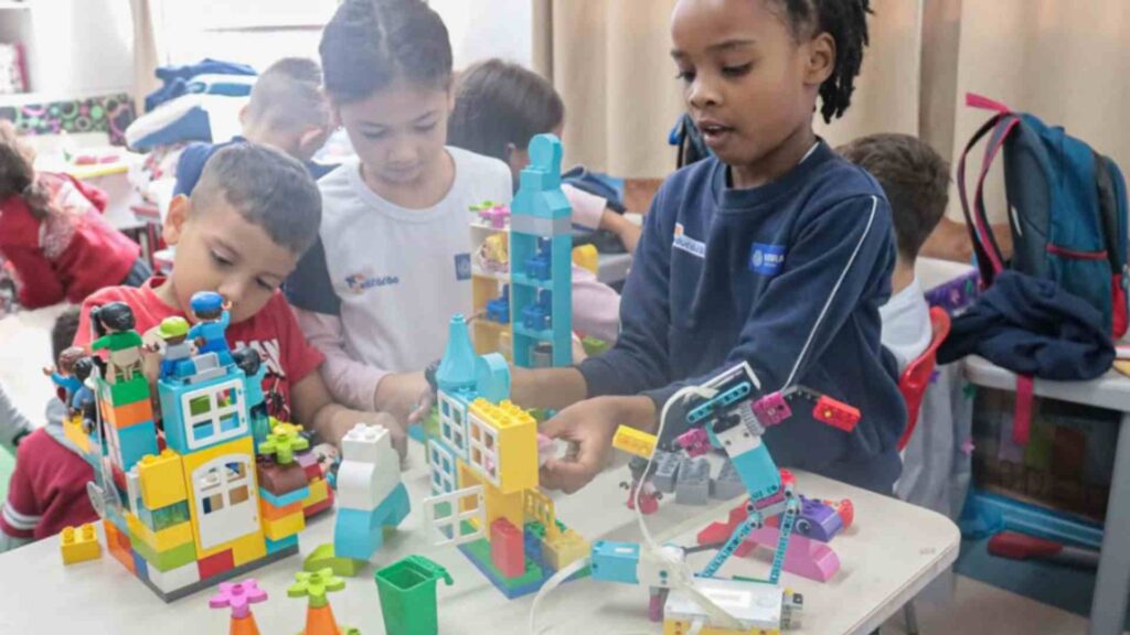 Videira inicia aulas de robótica nas escolas municipais