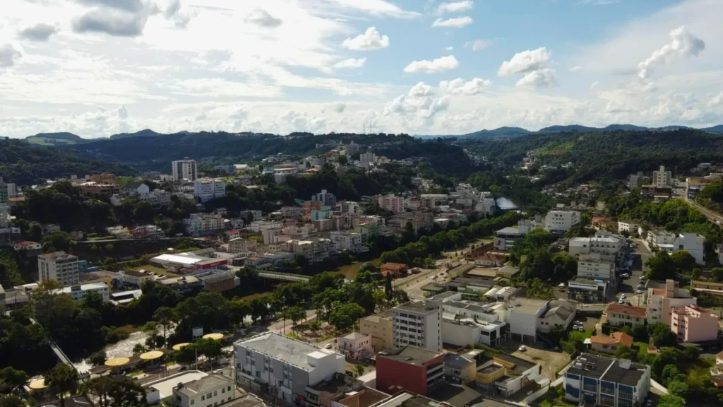 Trânsito de Videira: Equipe técnica implementa ajustes no projeto