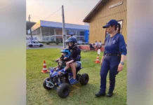 Guarda Municipal de Caçador realiza ações educativas do Maio Amarelo no Parque Central