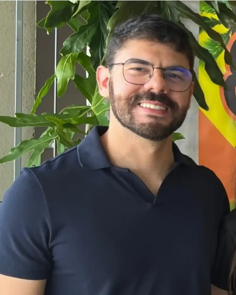 Caleb Bentes Dias | Cientista Político 