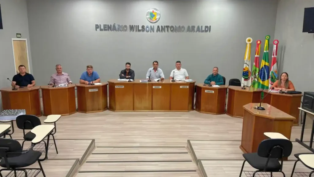 Vereadores de Ibiam aprovam indicações e requerimentos