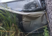 Carro capota e cai em ribanceira de 40 metros em Água Doce