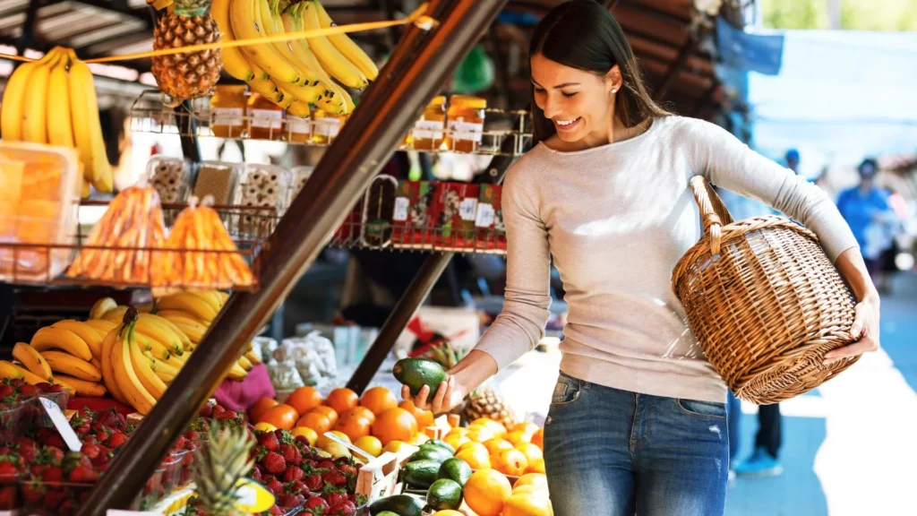 Anvisa inicia monitoramento nacional de resíduos de agrotóxicos em alimentos