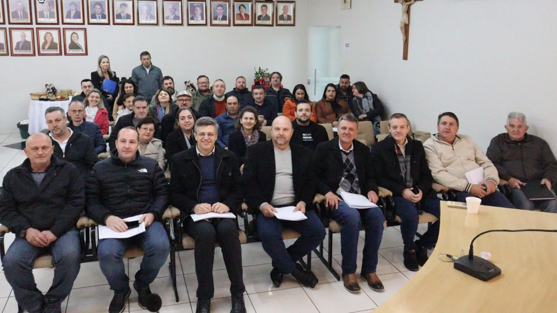 Arroio Trinta recebe reunião da Amarp com foco em projetos regionais
