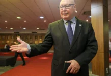 Aristides Cimadon deixa Secretaria de Educação de SC