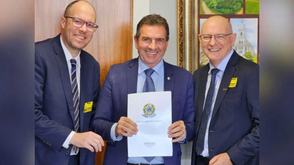 Deputado Cobalchini recebe representantes do Hospital Maice