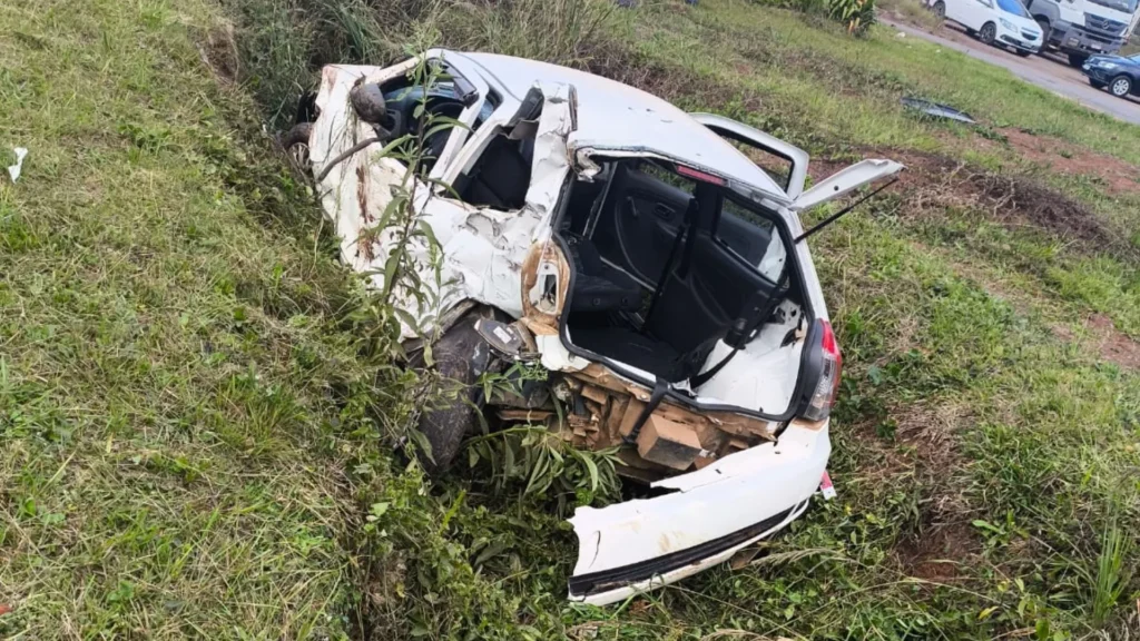 Grave acidente na BR-470 em Curitibanos deixa três feridos