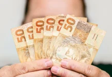 Renda média do catarinense cresce acima da média nacional em 2024