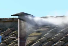 Fumaça branca sai da chaminé no 2º dia de conclave