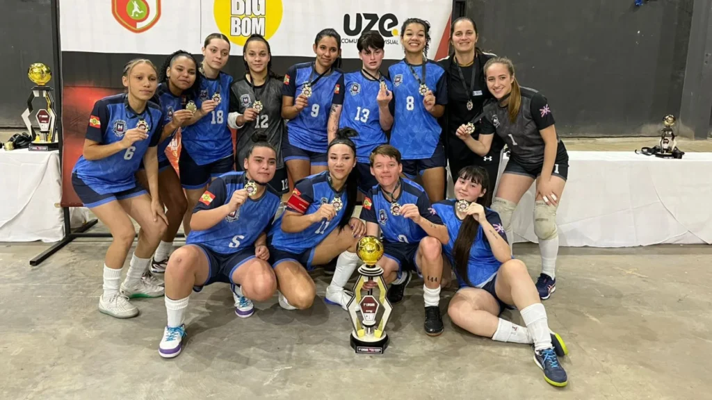 Futsal feminino de Caçador é tricampeão invicto da Olifrai 2025