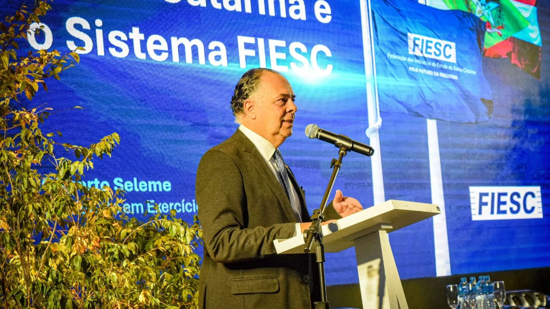 Gilberto Seleme destaca força da indústria em evento no Extremo Oeste