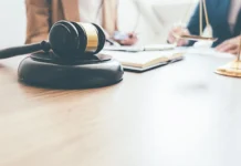 Dupla é condenada por assalto a restaurante e fuga perigosa em Joaçaba