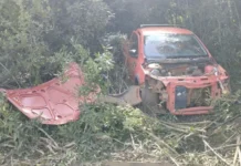 PM recupera caminhonete furtada e depenada na BR-470