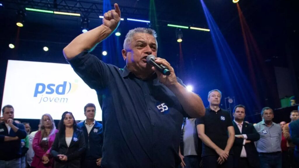 João Rodrigues lança Clésio Salvaro como pré-candidato a vice
