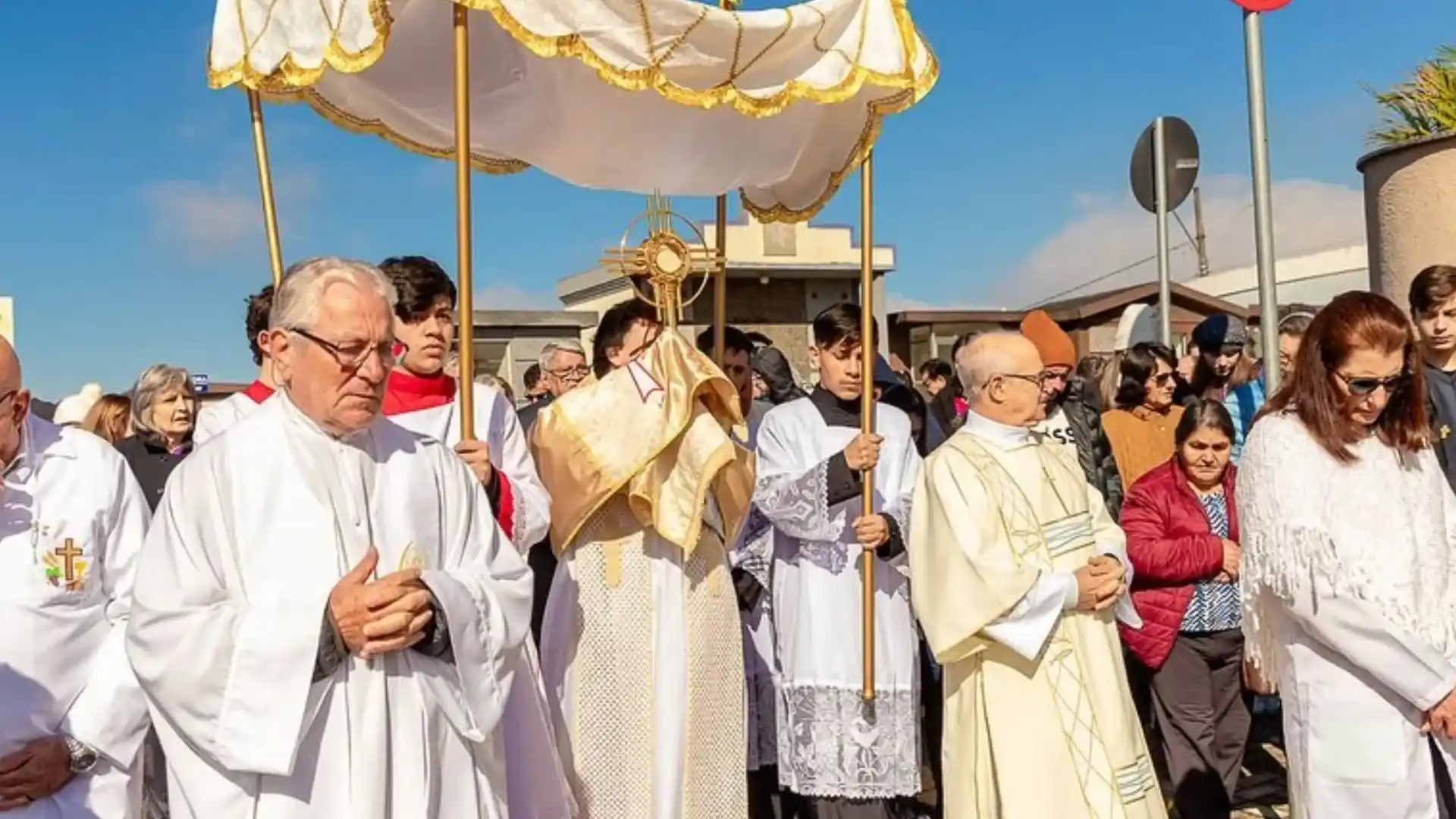 Fé, tradição e mensagem de paz marcam a celebração católica em todo o mundo