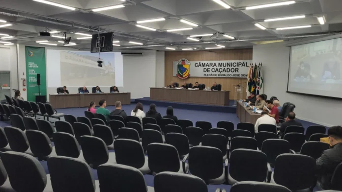 Câmara cobra ações contra poluição sonora em Caçador