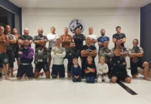 Junior Cigano, ex-campeão do UFC, realiza treino com a Polícia Militar de Videira