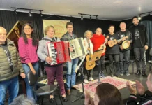 Idosos realizam apresentação didática do projeto Cultura na Feliz Idade