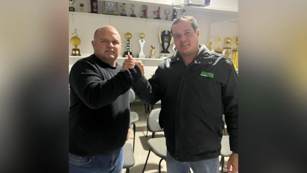 Donizete assume presidência do Cac e projeta novo ciclo
