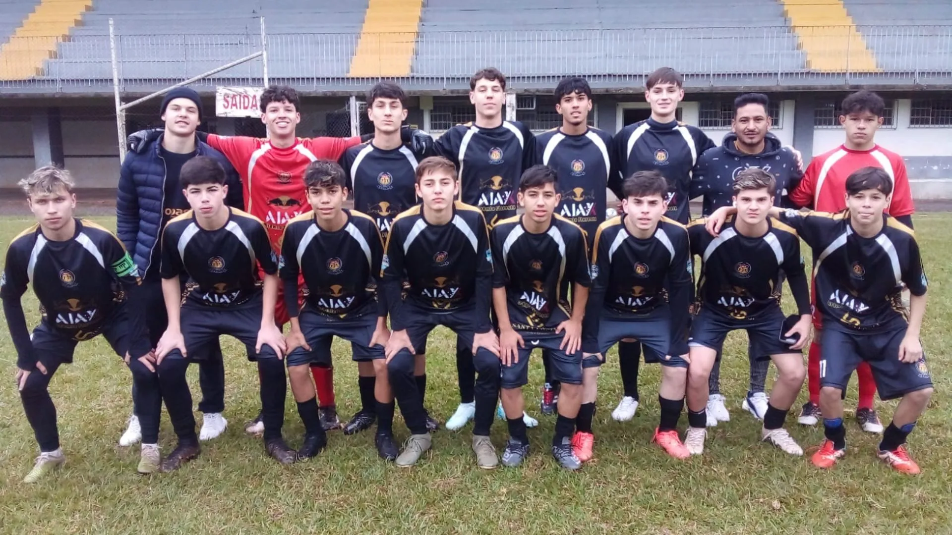 Ajax e Rio das Pedras decidem final do Campeonato Municipal de Futebol de Campo Sub-17 em Videira