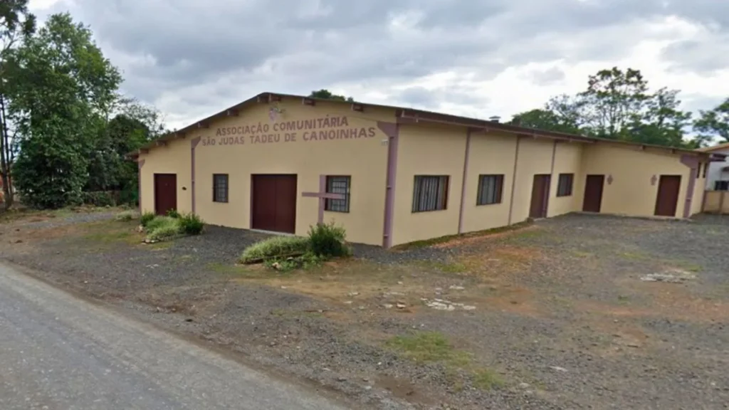 Ladrões invadem igreja em Canoinhas e levam cálices, cruz e equipamentos