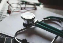 Médico condenado por homicídio em parto é preso em Salto Veloso