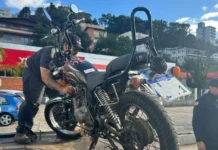 Fiscalização educativa combate ruído excessivo de motos e carros em Videira