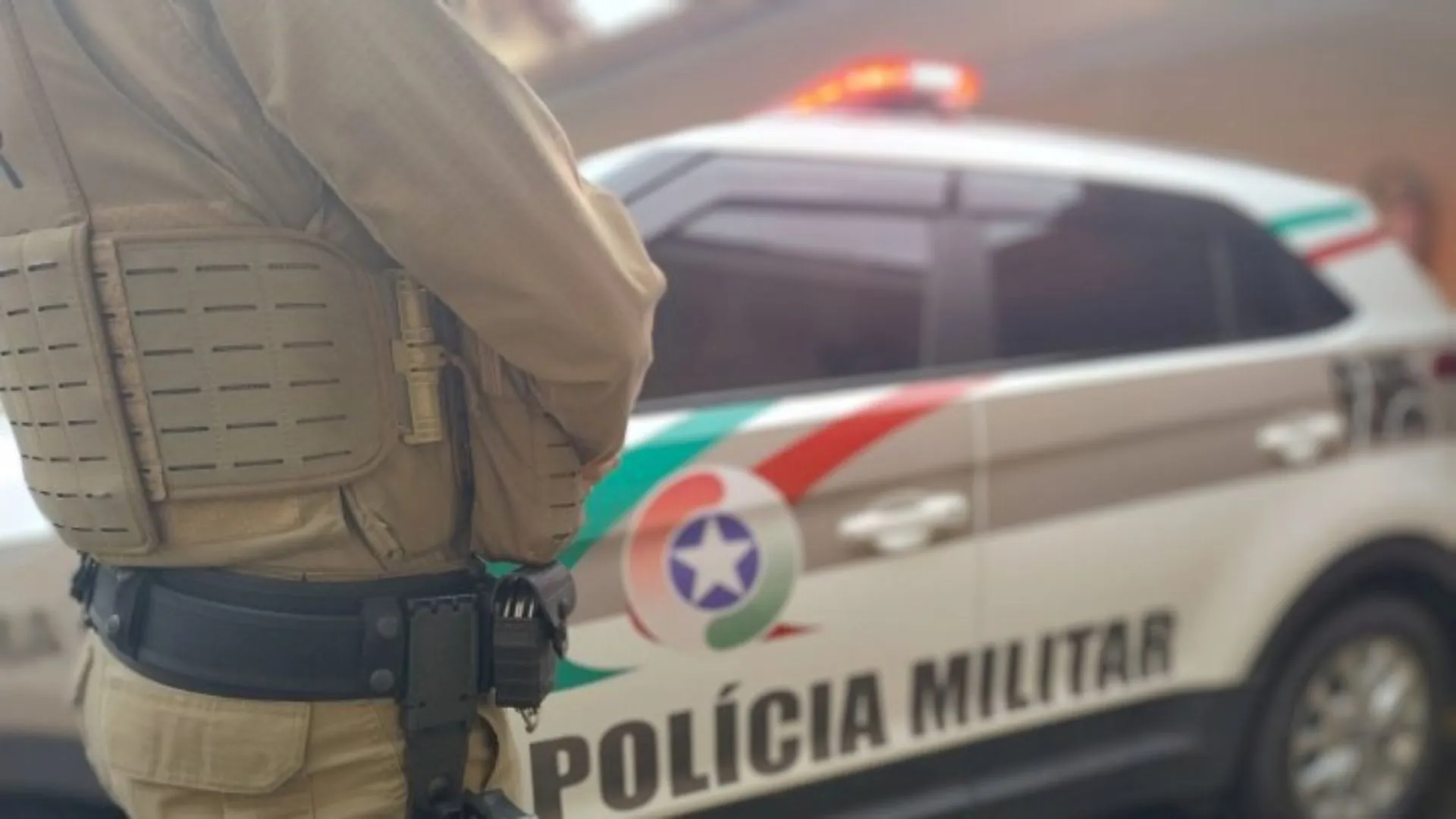 Homem é detido por embriaguez e desobediência