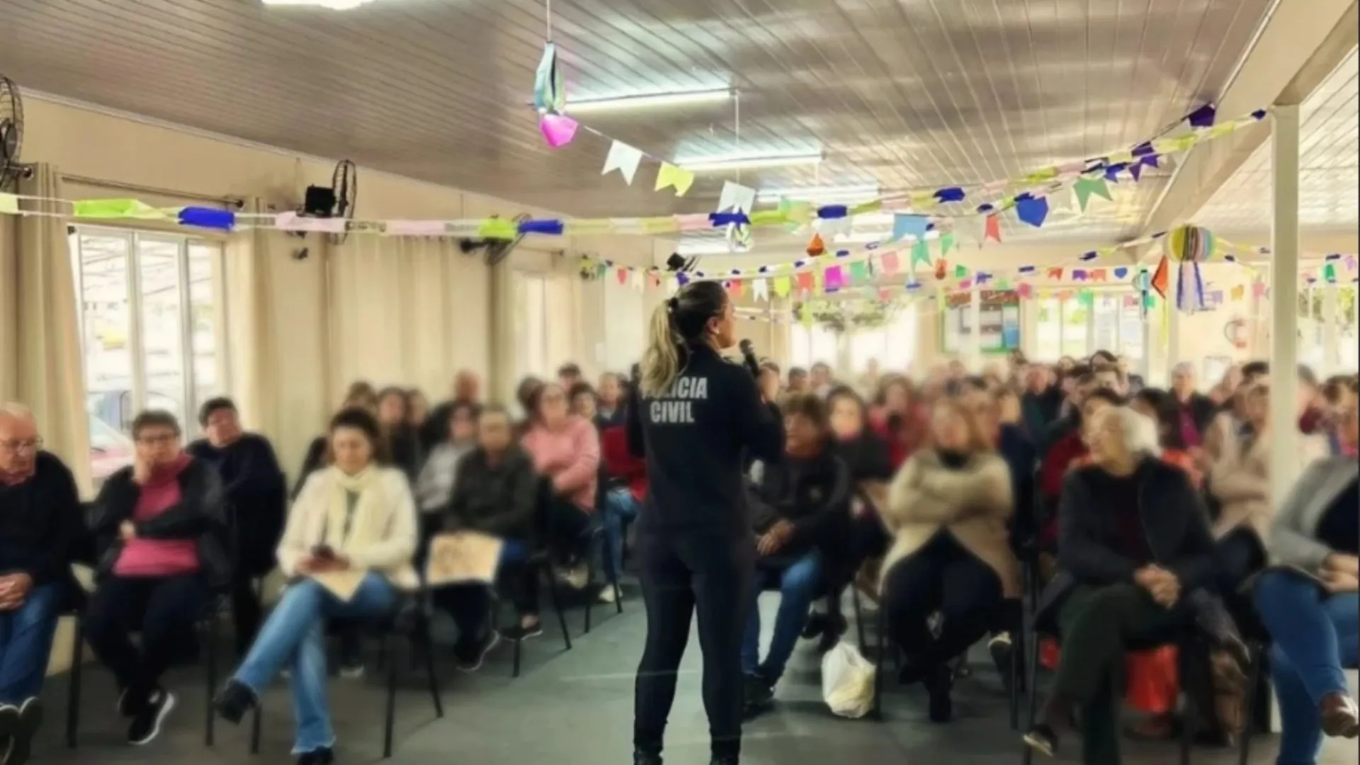 Polícia Civil de SC promove palestras contra violência a idosos em Videira e Iomerê