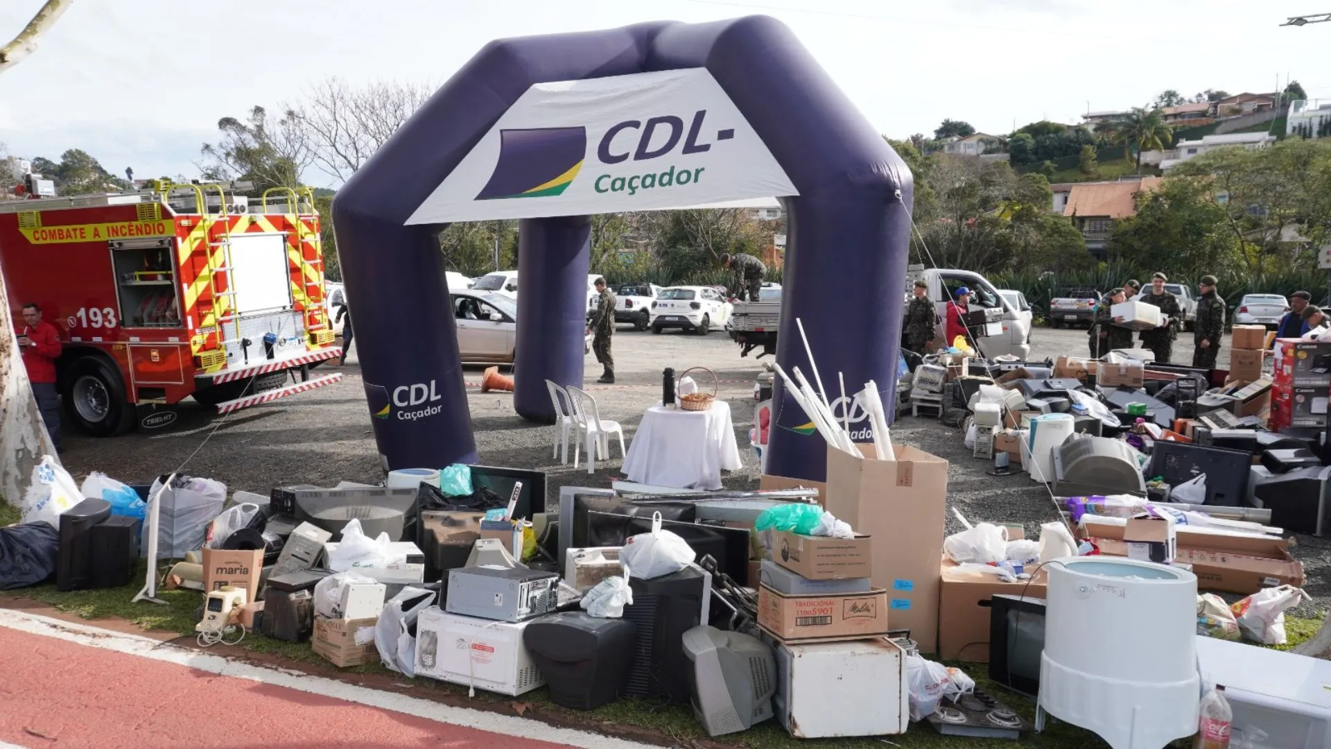 Recicla CDL recolhe quase 10 toneladas de lixo eletrônico em Caçador
