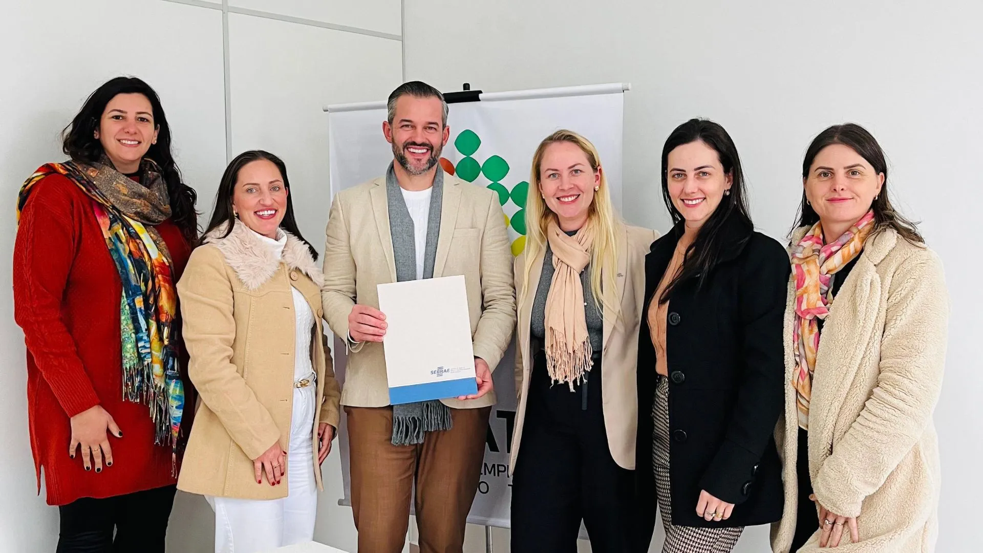 Sebrae e ACIAT firmam parceria em Arroio Trinta