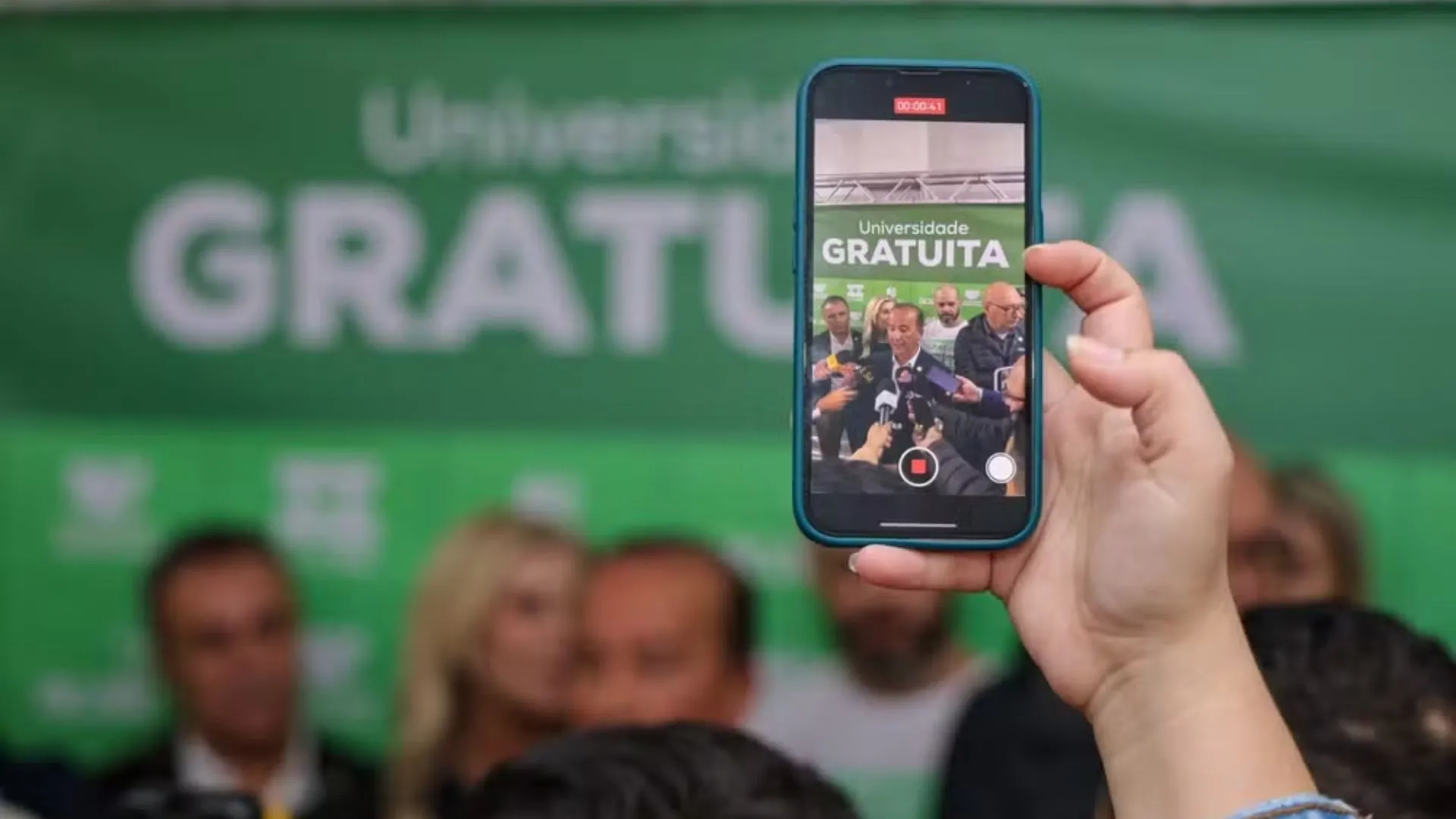SC investiga uso indevido do programa Universidade Gratuita por estudantes com bens milionários