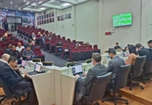 Câmara de Videira aprova sete projetos de lei e resolução em sessão movimentada