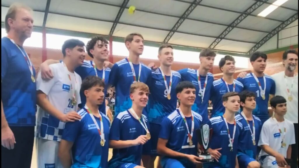 Videira conquista medalha de ouro no vôlei e prata no futsal na OLESC