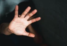 Brigadista leva justa causa por convidar colega para ir ao motel