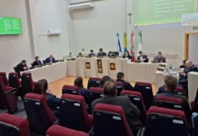 Câmara de Videira debate água, cria conselho e aprova crédito para a saúde