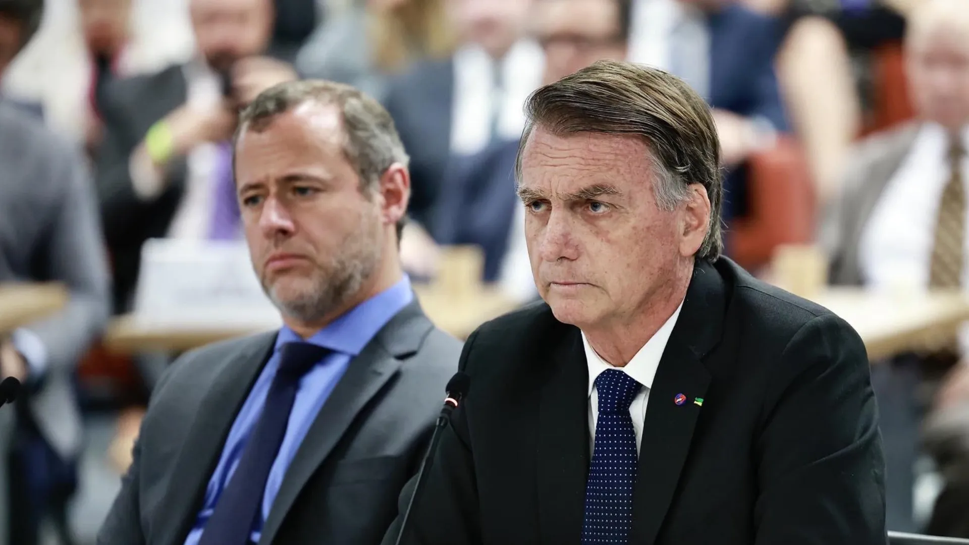 Defesa de Bolsonaro critica medidas e fala em “indignação”