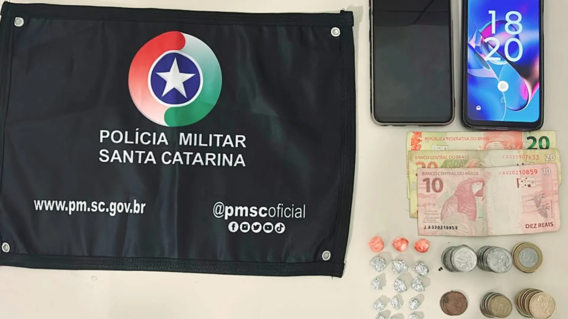 Mulher é presa por tráfico de drogas em Fraiburgo