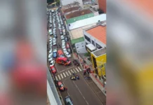 Pedestre é atropelado por moto em faixa no Centro de Videira