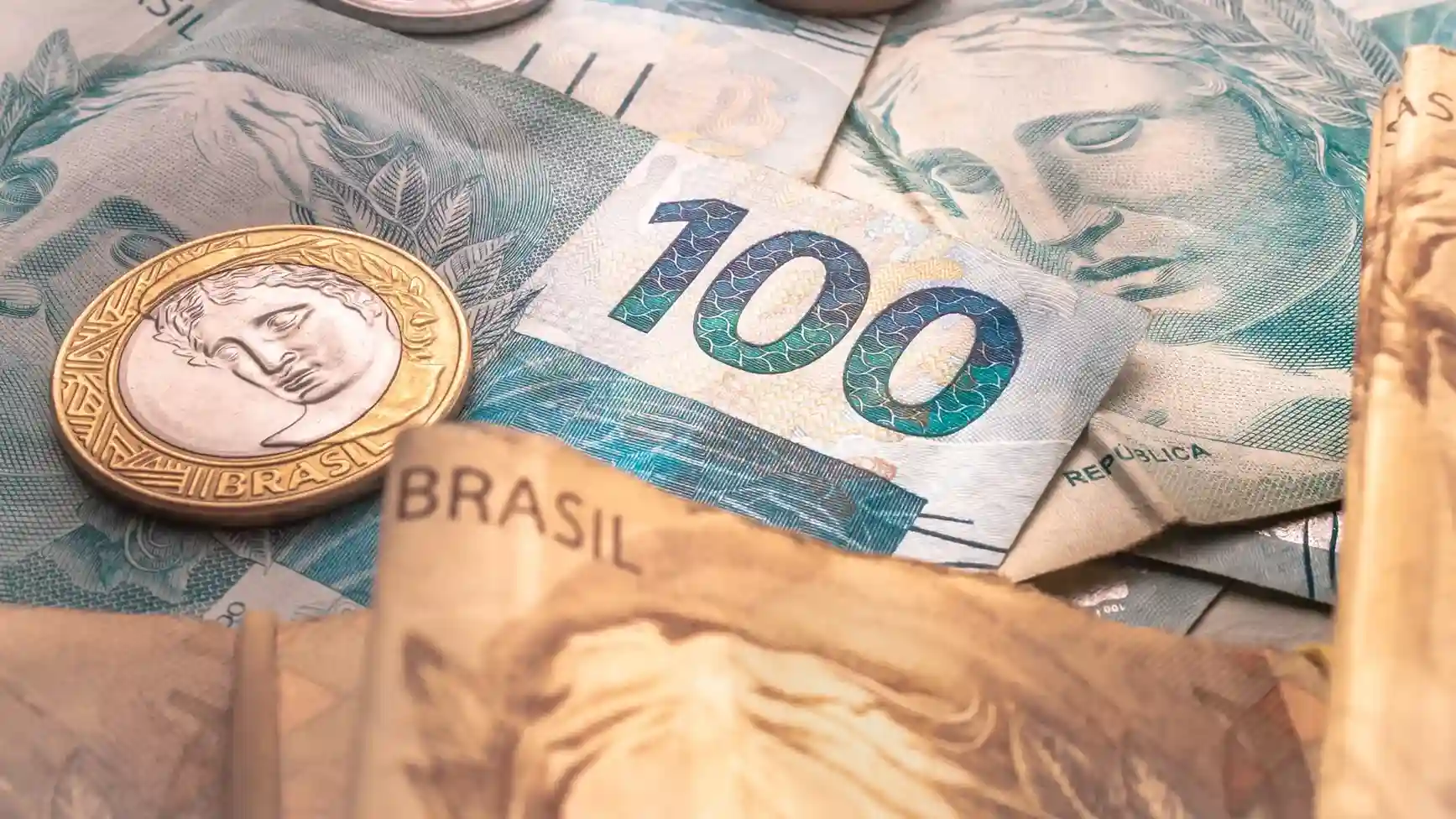 Selic é mantida em 15% e interrompe ciclo de alta dos juros