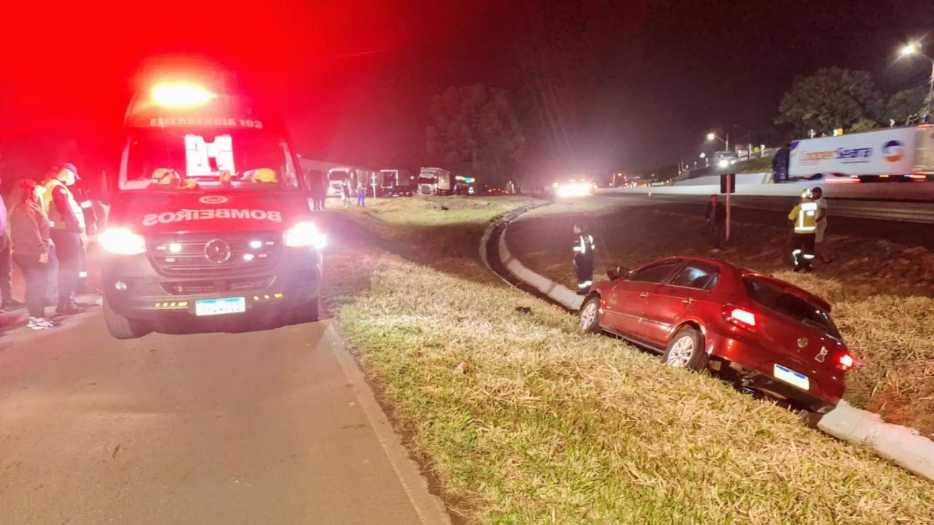 Homem tem corpo partido ao meio após atropelamento fatal na BR-282