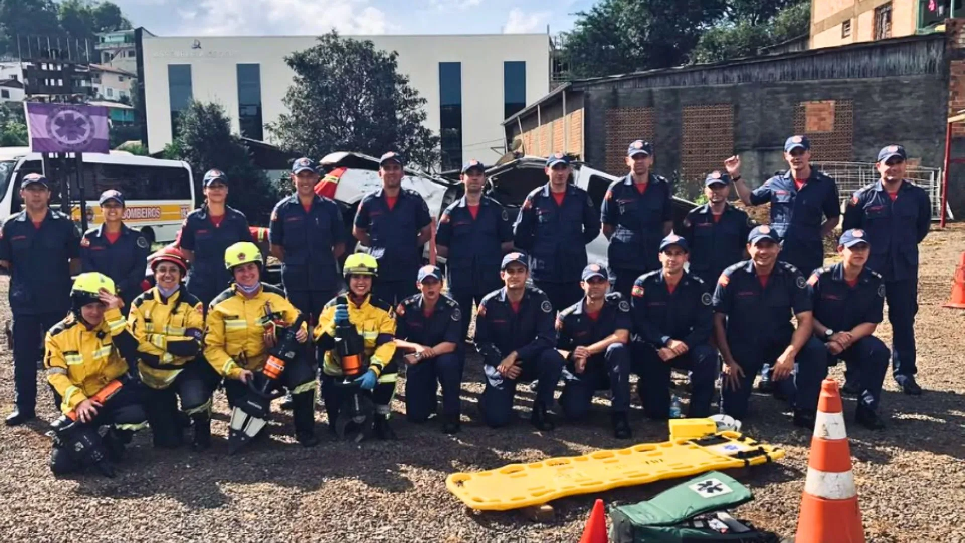 Dia do Bombeiro: homenagem a quem enfrenta o perigo para salvar vidas