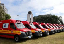 Bombeiros de SC recebem reforço com 11 ambulâncias novas